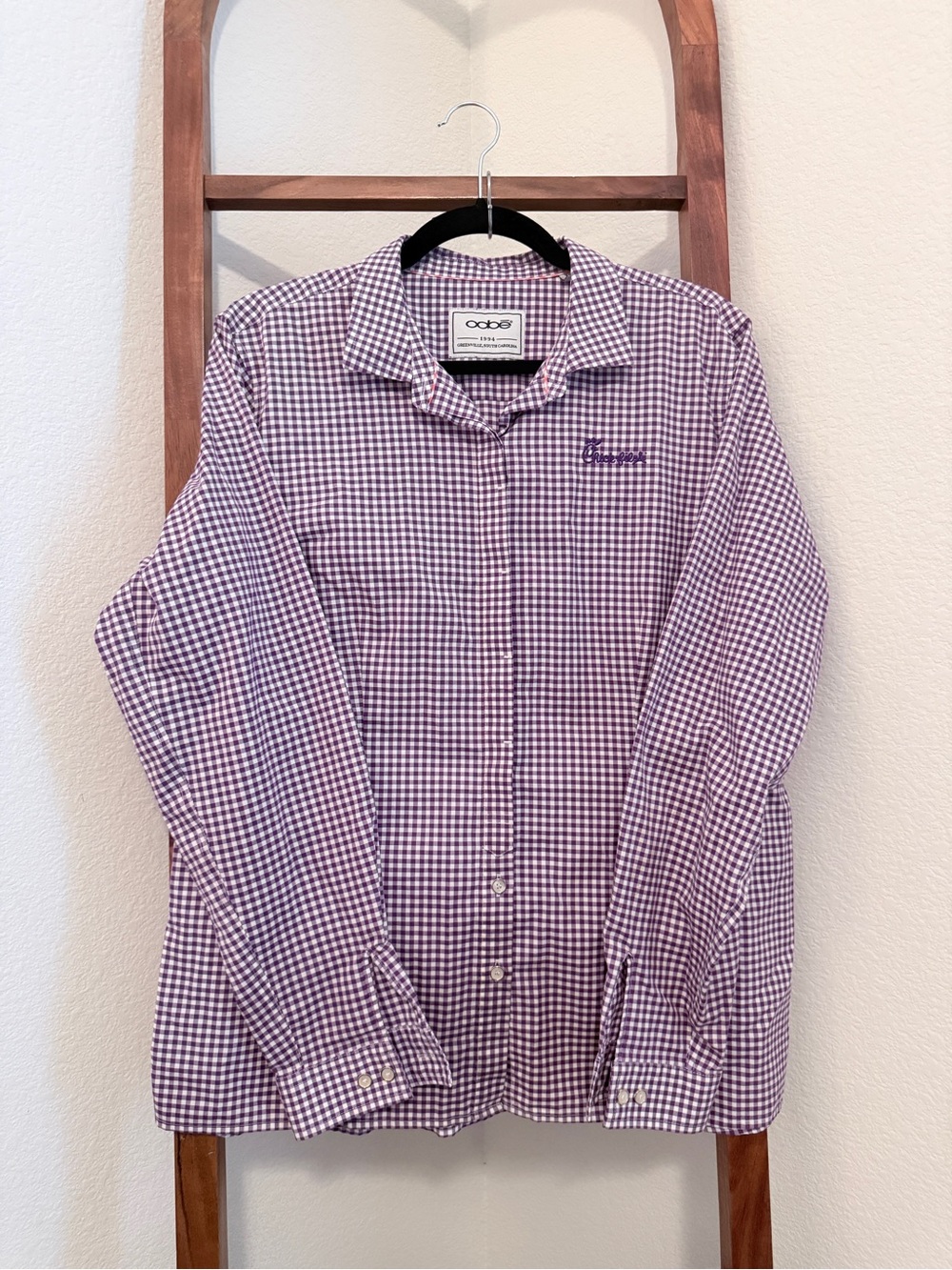Chick-fil-A OOBE Women’s XL Purple Gingham Uniform Shirt